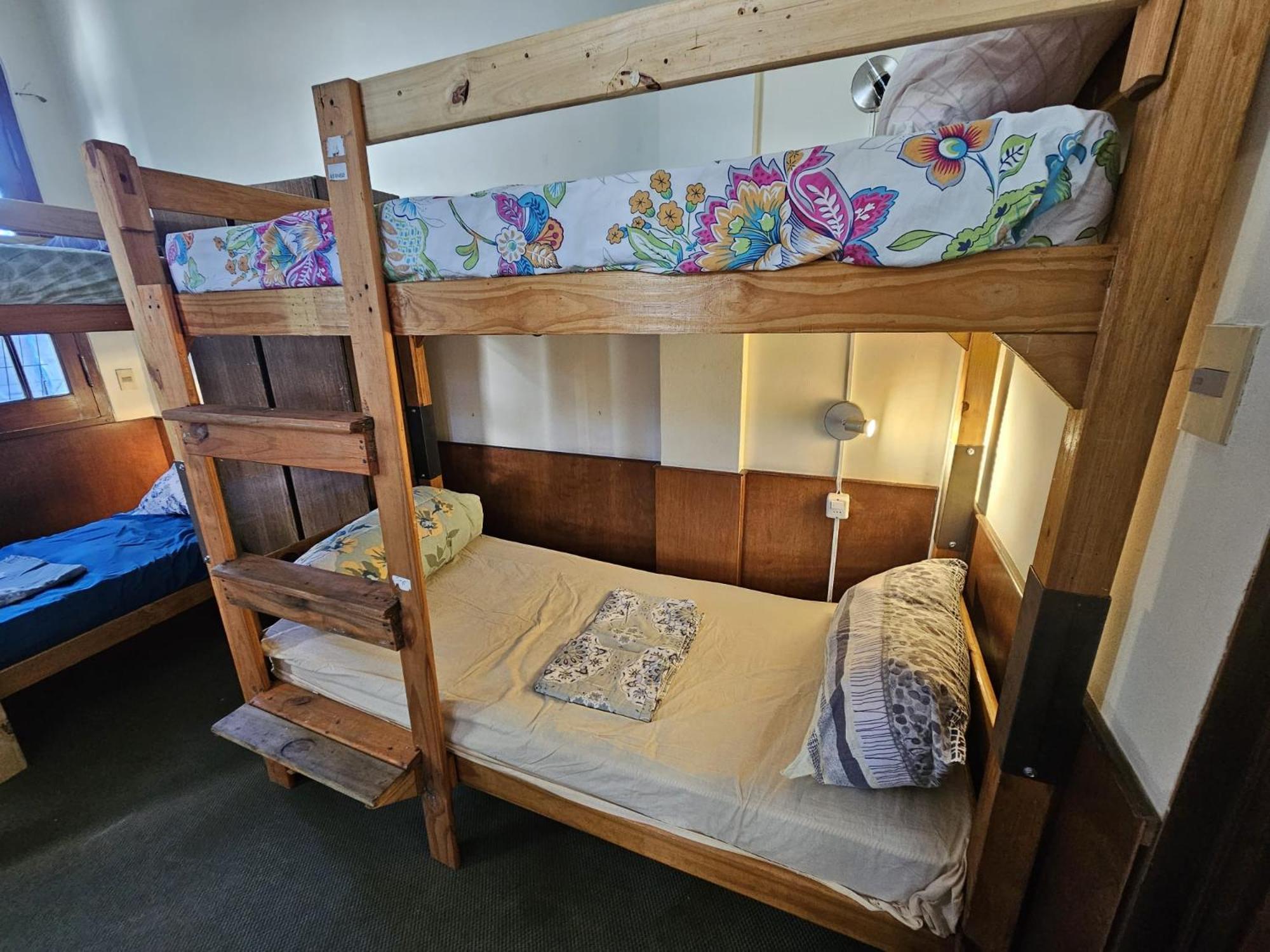Montevideo Hostel Екстериор снимка