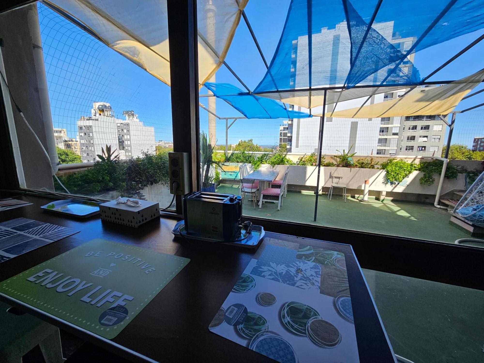 Montevideo Hostel Екстериор снимка