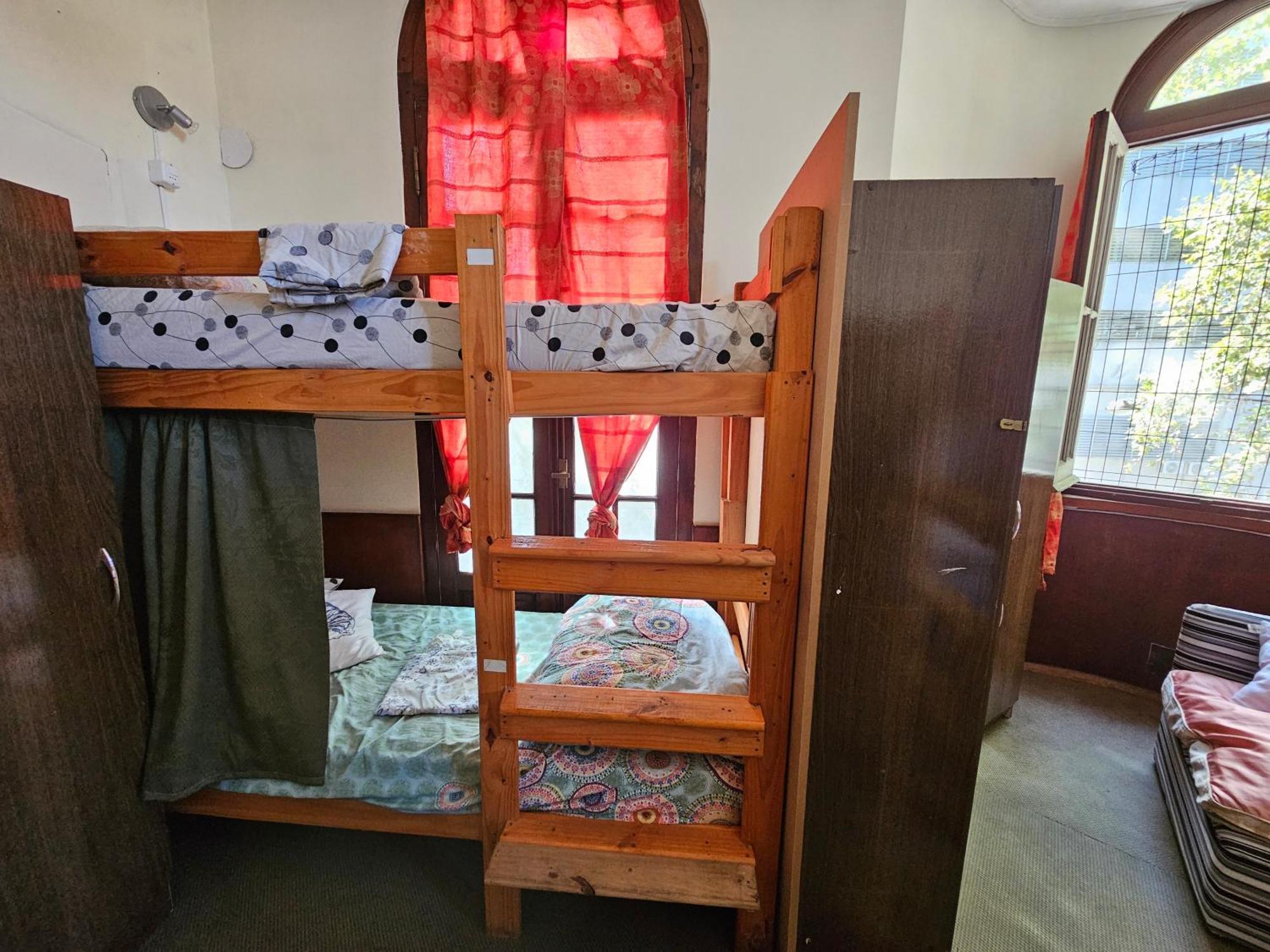 Montevideo Hostel Екстериор снимка