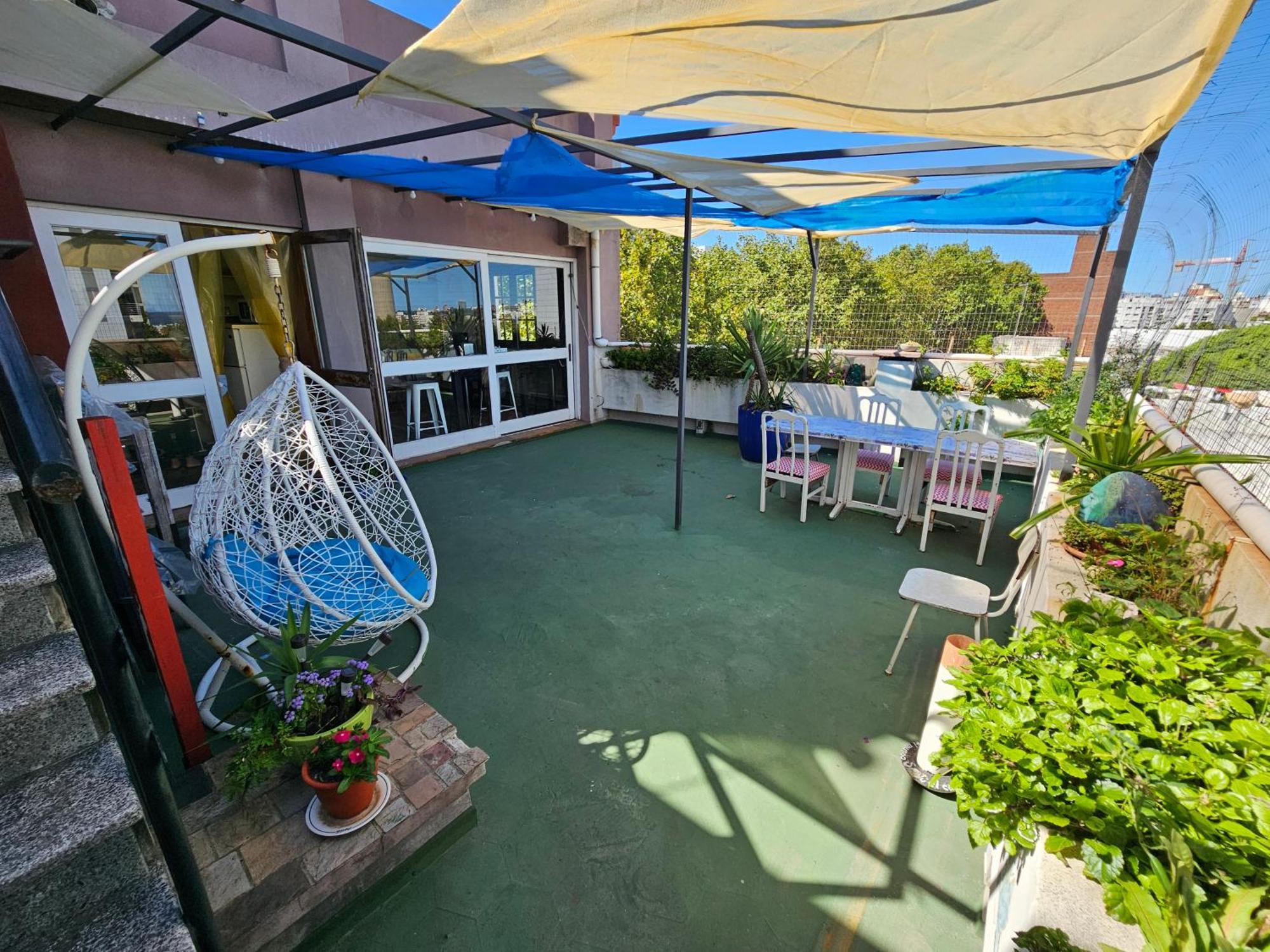 Montevideo Hostel Екстериор снимка
